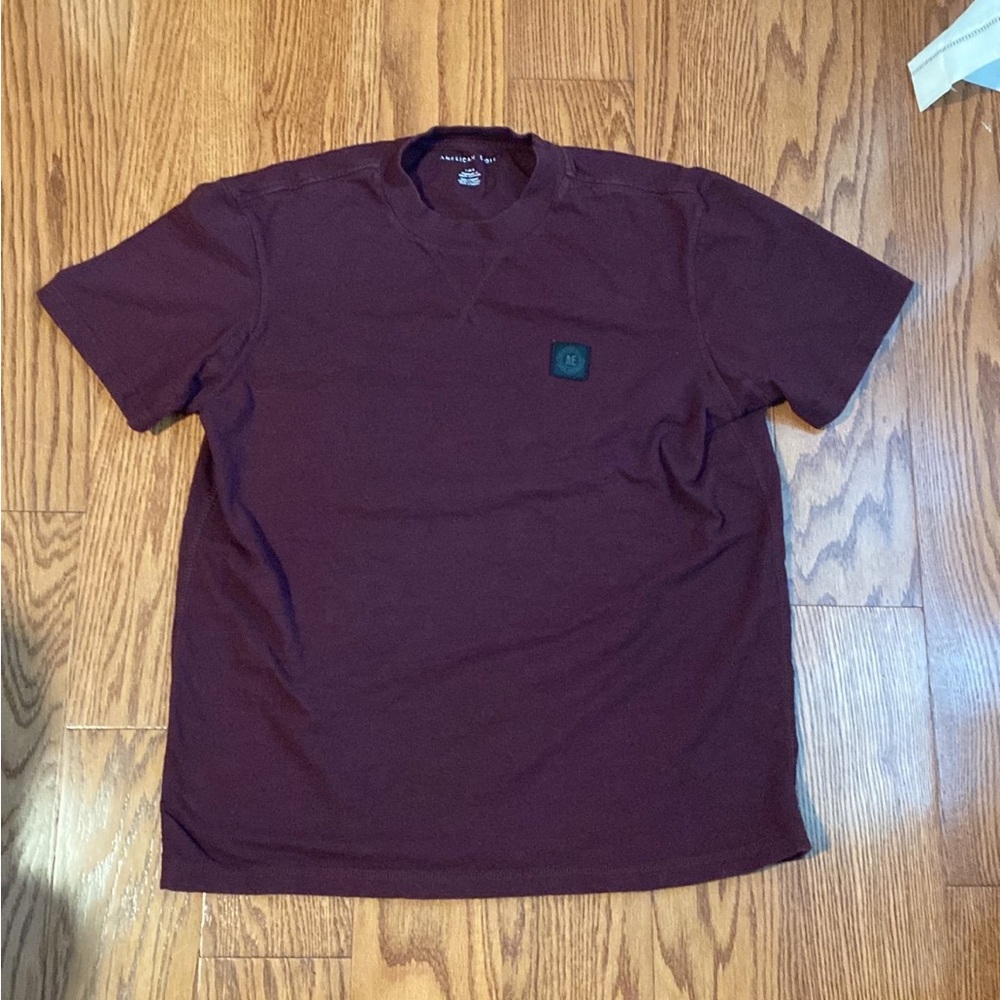 American Eagle short sleeve shirt